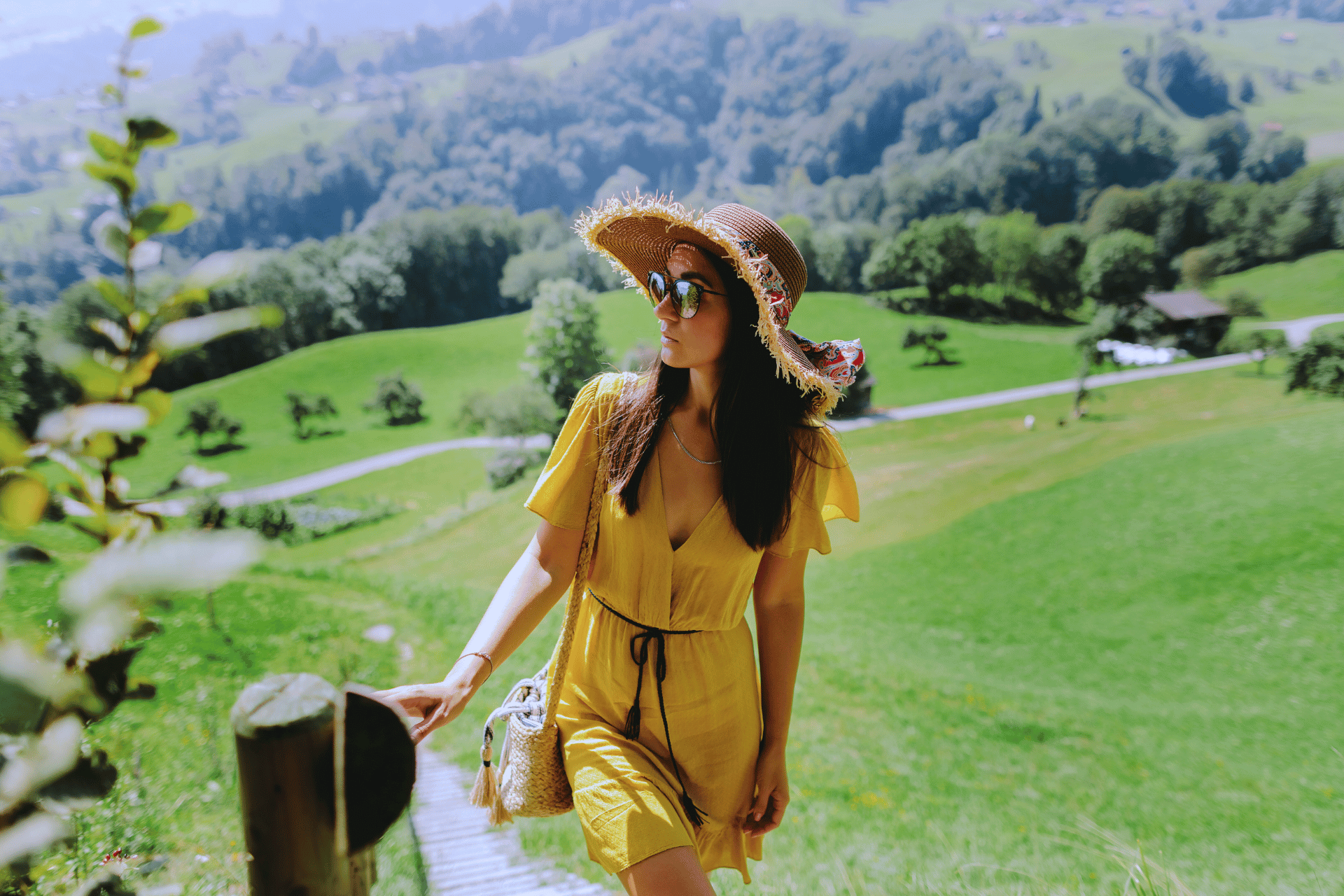 Beauty routine estiva in montagna: indispensabili nella valigia