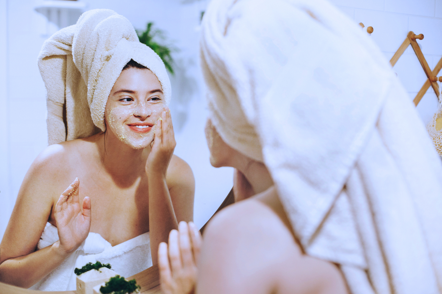 Come rinnovare la pelle: suggerimenti per rigenerare il viso dopo l'estate