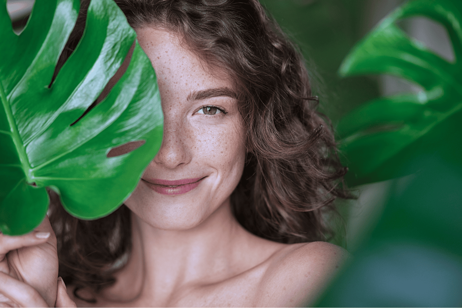 Meno trucco, più skincare: le donne si sentono più sicure nella loro pelle?