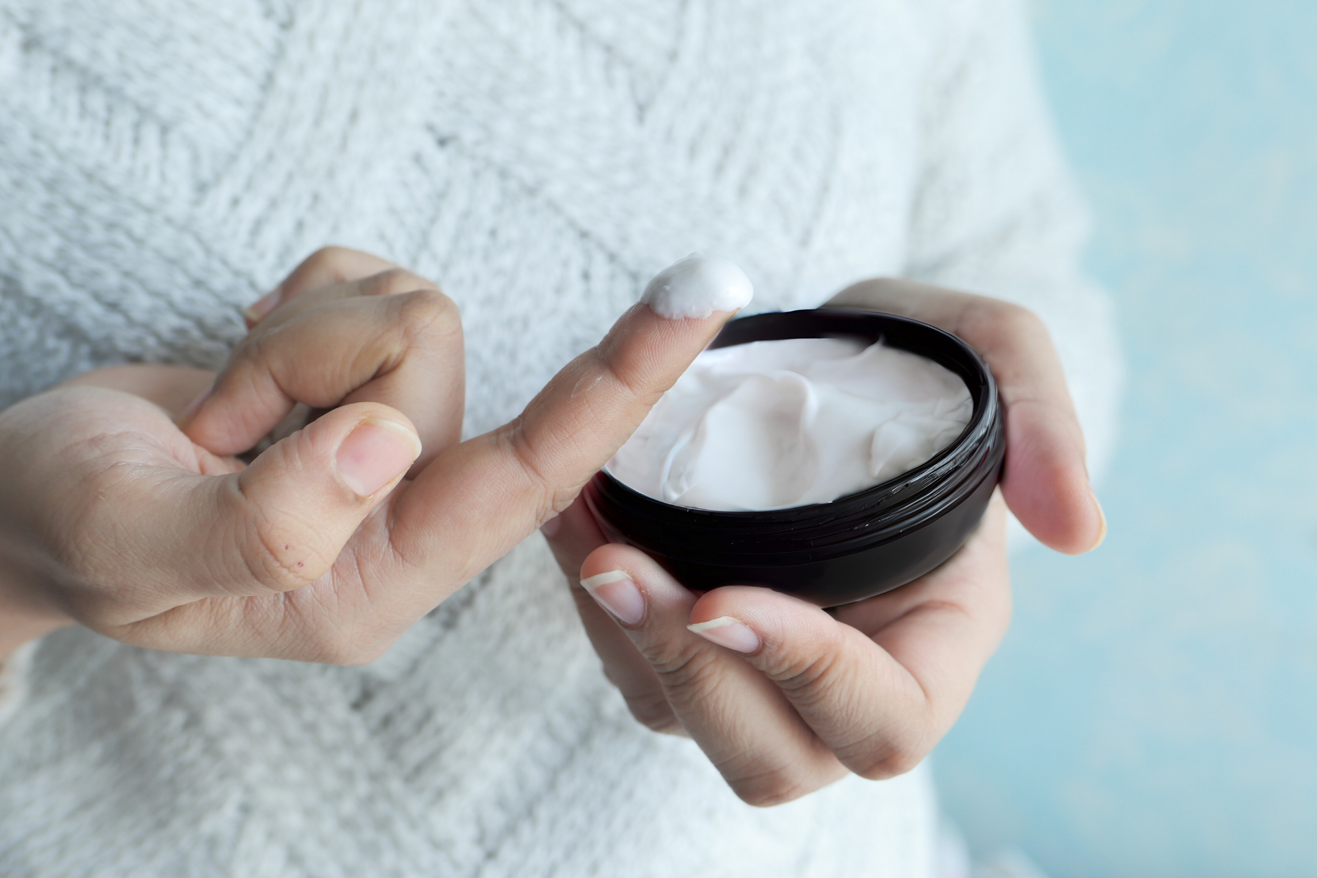 E' arrivato l'inverno: I 5 consigli essenziali per una pelle sana con il freddo