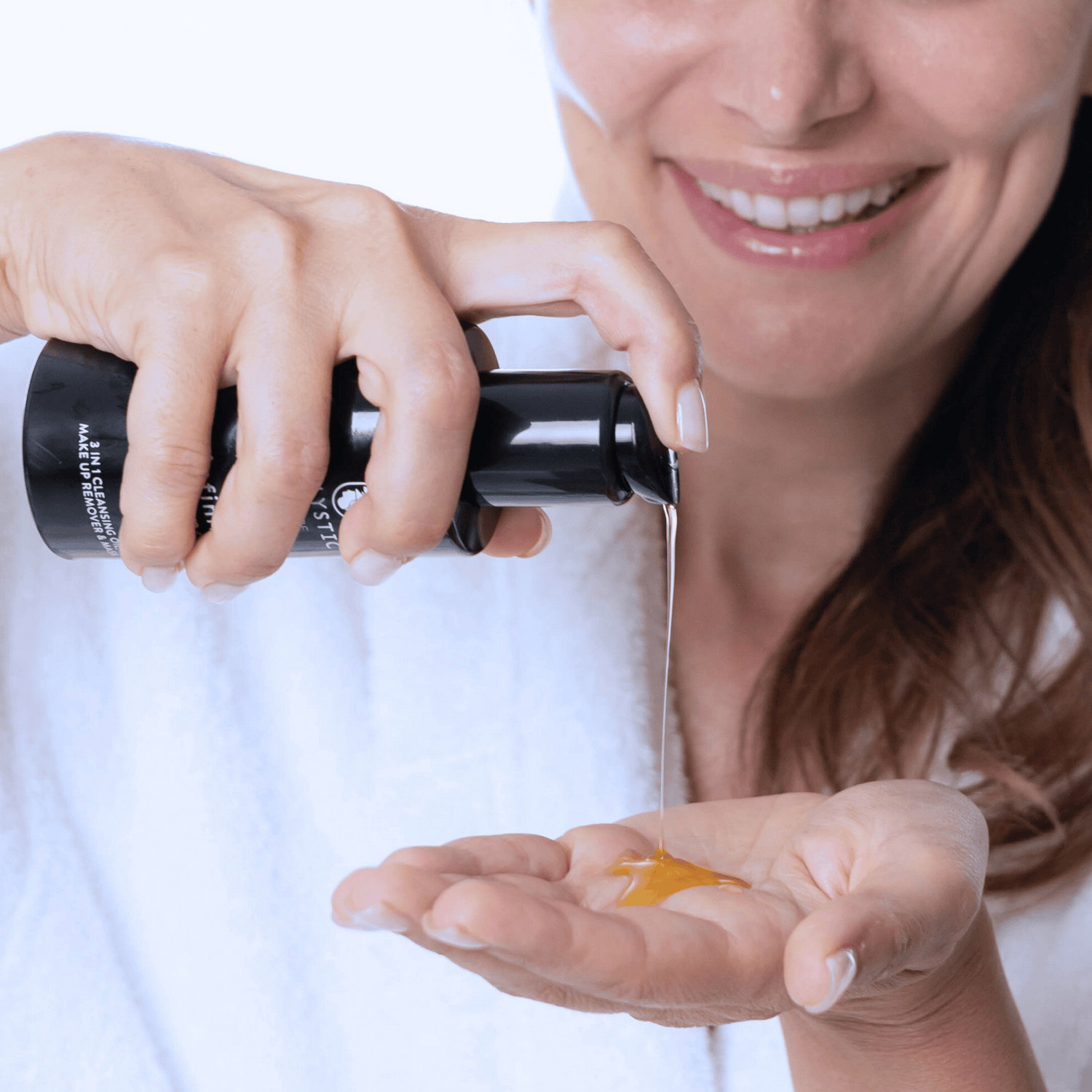 TRUE CLEAN - Set doppia detersione struccante illuminante: olio + mousse