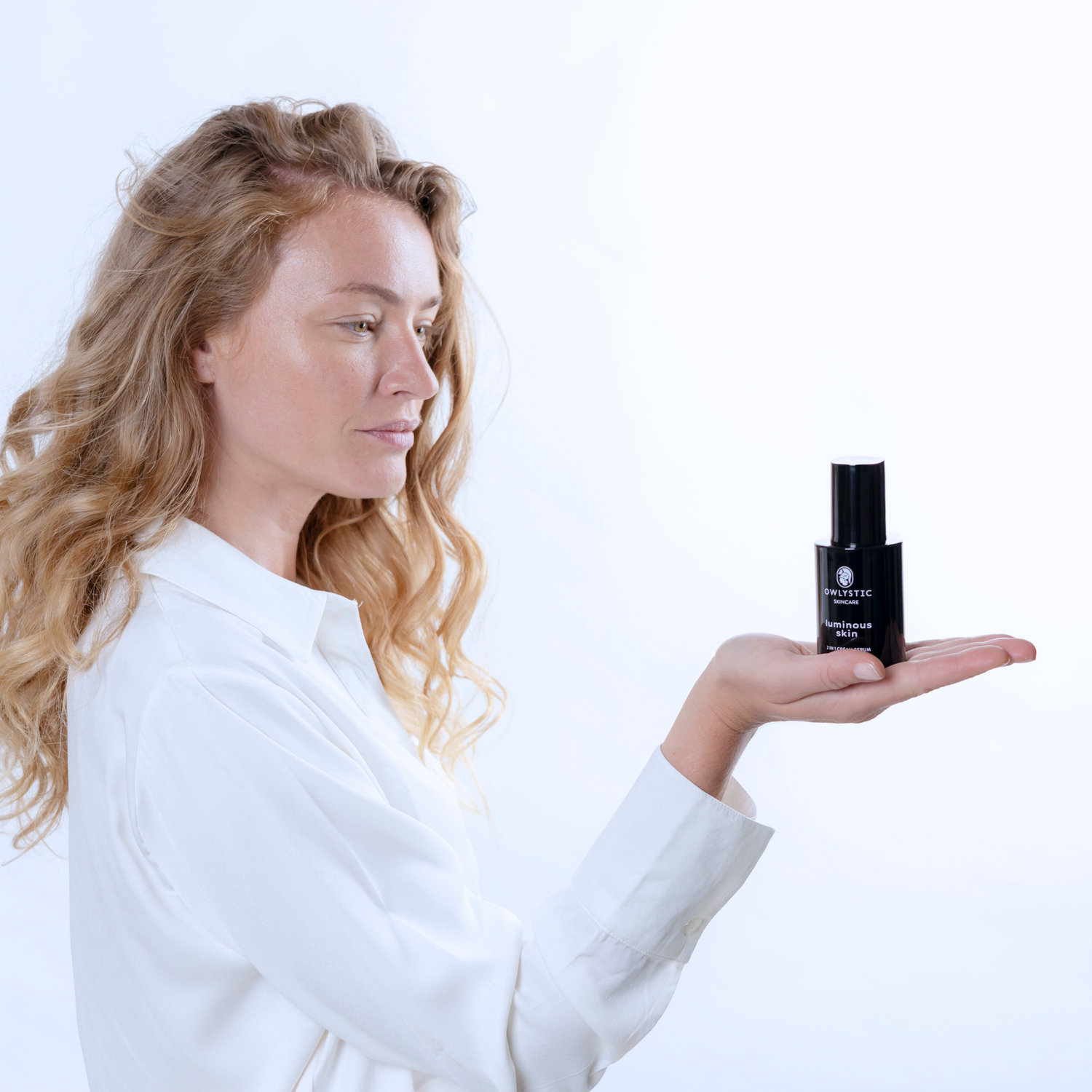 Luminous Skin - Siero Crema 2 in 1 al Bakuchiol, Acido Ialuronico e Aloe Vera