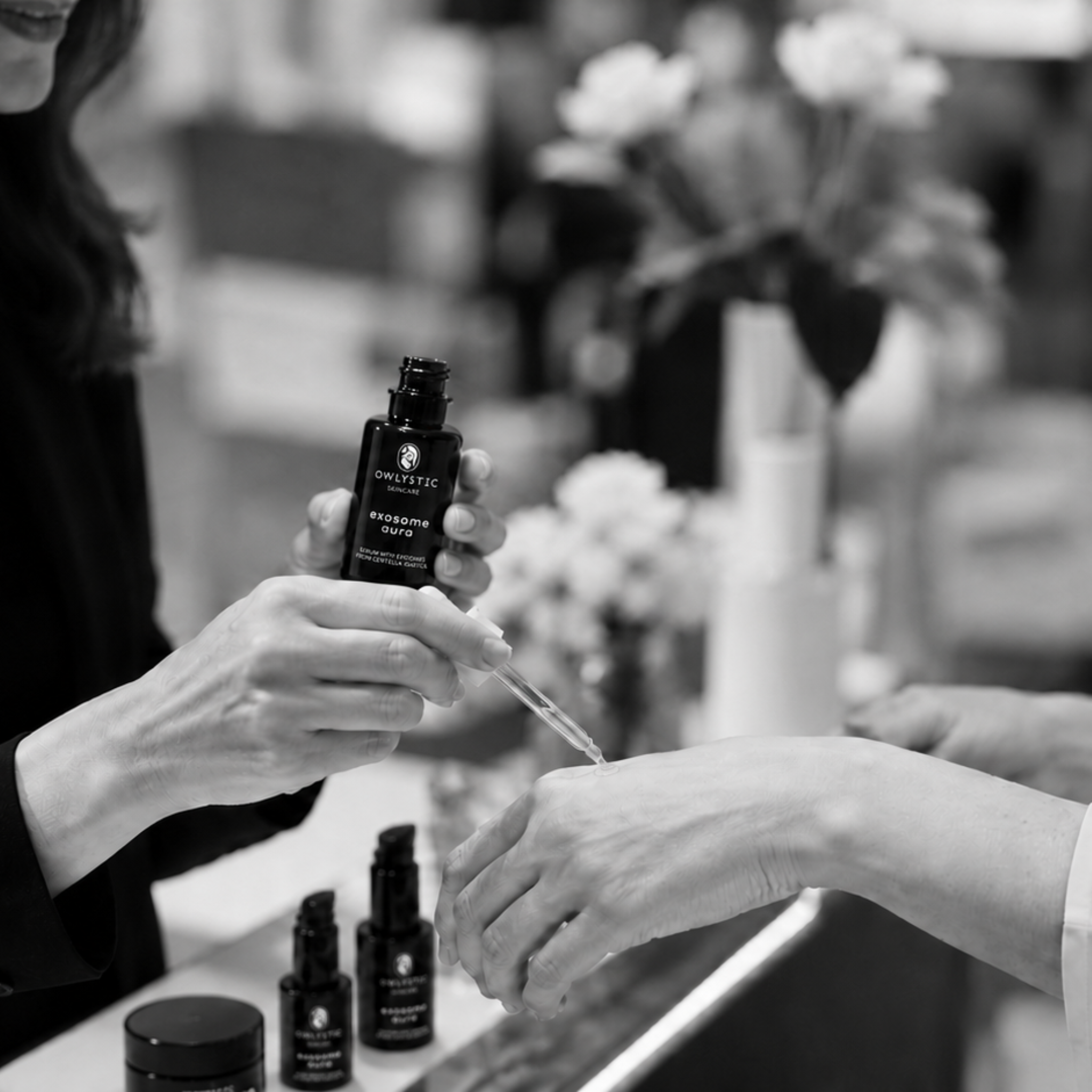 Analisi della pelle con la Skin Expert nella boutique Owlystic di Forte dei Marmi